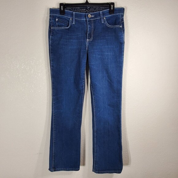 Wrangler Q-Baby Womens Jeans Size 7/8 Medium Dark Wash Denim No Gap Waistband - Picture 1 of 10